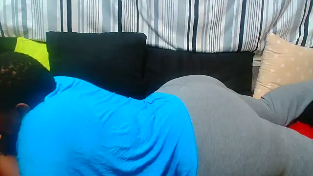 AfricanBigAssxx98 online show from 05/18/26, 06:14