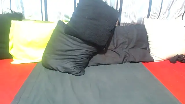 AfricanBigAssxx98 online show from 05/26/26, 04:58