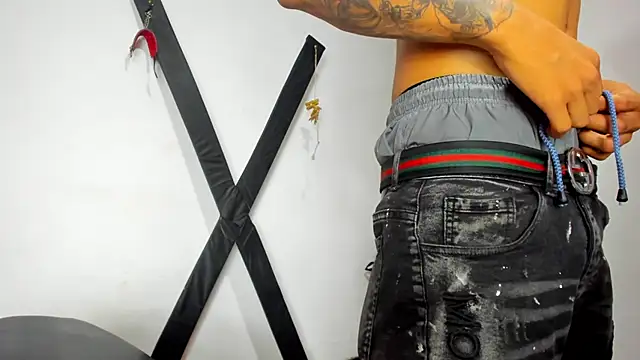 Hana and Zeta online show from 03/06/25, 12:19