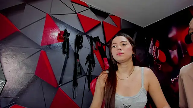 Hana and Zeta online show from 09/15/25, 12:16