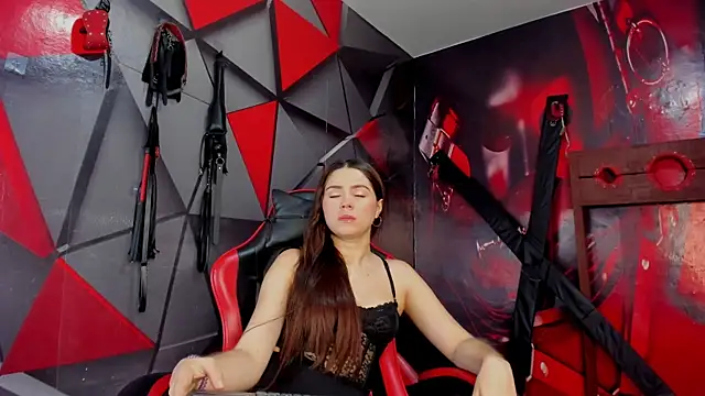 Hana and Zeta online show from 09/20/25, 12:06