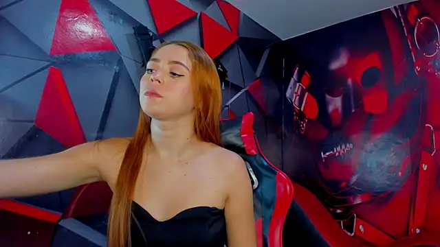 Hana and Zeta online show from 12/18/25, 12:22