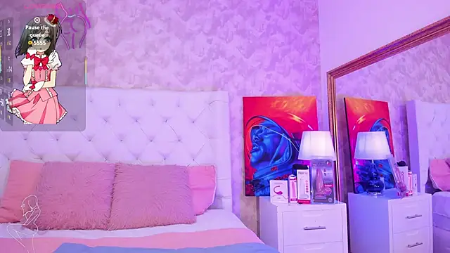 Eliza Thaylor   online show from 09/27/25, 01:05