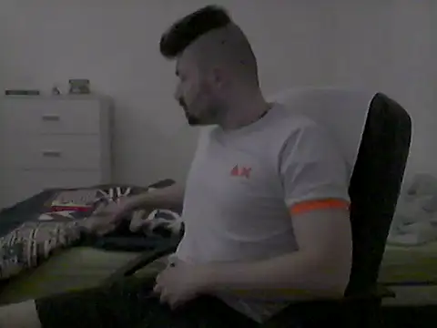 Hkl95555 online show from 10/16/25, 11:50