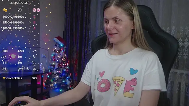 Snapshot of JessieOMays chatting on 01/03/25, 08:01 JessieOMays online show from 01/03/25, 08:01