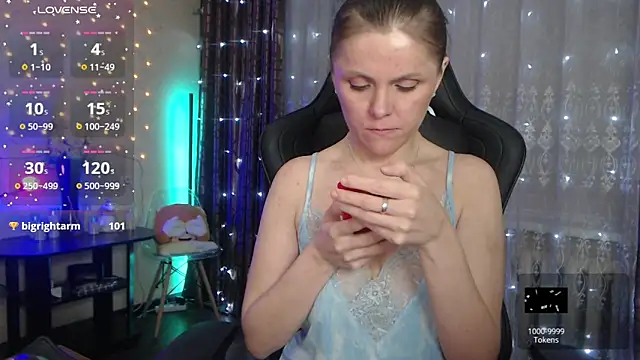 Snapshot of JessieOMays chatting on 02/12/25, 01:41 JessieOMays online show from 02/12/25, 01:41