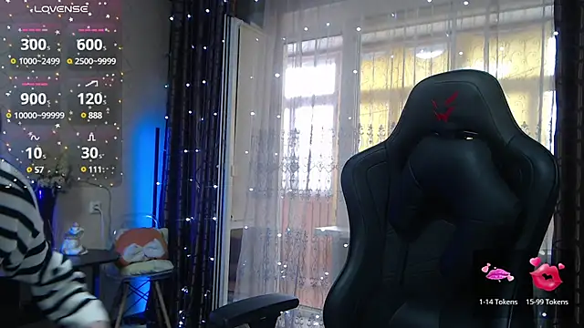 Snapshot of JessieOMays chatting on 03/18/25, 08:14 JessieOMays online show from 03/18/25, 08:14