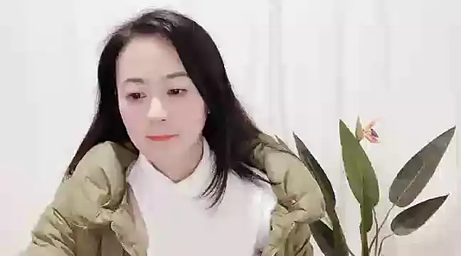 Snapshot of fanfan-FF chatting on 02/27/25, 12:23 fanfan-FF online show from 02/27/25, 12:23