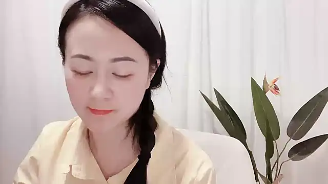 Snapshot of fanfan-FF chatting on 03/03/25, 11:55 fanfan-FF online show from 03/03/25, 11:55