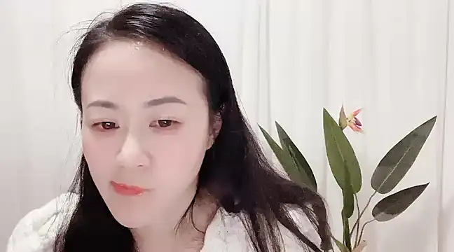 Snapshot of fanfan-FF chatting on 03/04/25, 11:29 fanfan-FF online show from 03/04/25, 11:29