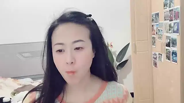 Snapshot of fanfan-FF chatting on 03/19/25, 11:28 fanfan-FF online show from 03/19/25, 11:28