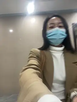 Snapshot of fanfan-FF chatting on 11/25/25, 09:53 fanfan-FF online show from 11/25/25, 09:53