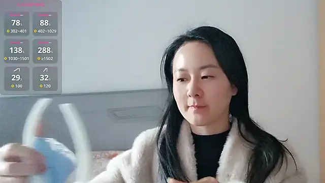 Snapshot of fanfan-FF chatting on 02/01/26, 08:24 fanfan-FF online show from 02/01/26, 08:24