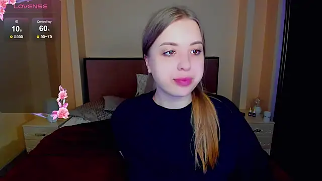 Snapshot of AlexissM chatting on 06/19/26, 03:05 AlexissM online show from 06/19/26, 03:05