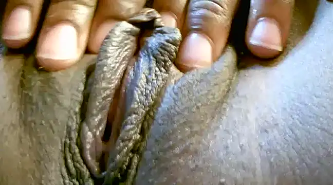 Snapshot of MTLD7 chatting on 12/25/24, 07:24 MTLD7 online show from 12/25/24, 07:24