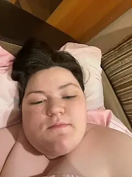 Snapshot of Alex_m chatting on 12/08/24, 09:41 Alex m online show from 12/08/24, 09:41