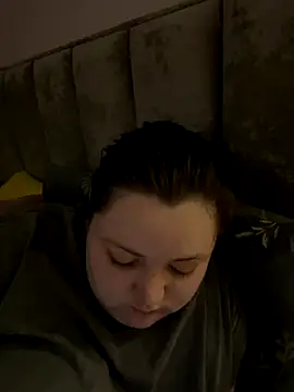 Snapshot of Alex_m chatting on 11/01/25, 12:18 Alex m online show from 11/01/25, 12:18