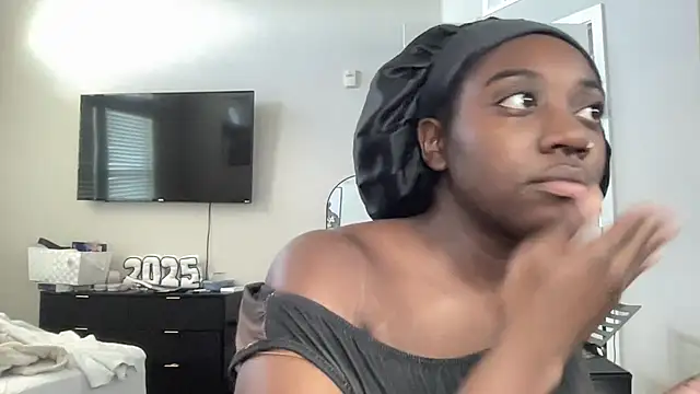 AveryJ99 online show from 04/12/26, 09:09