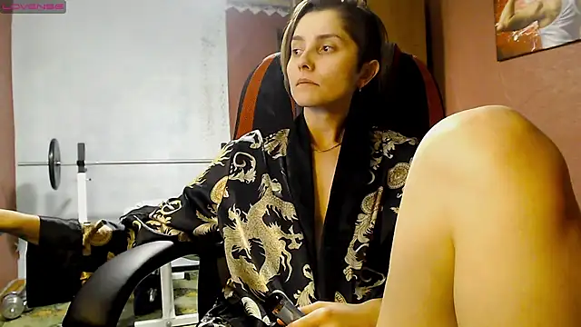 womanstrong78 online show from 01/06/25, 04:02