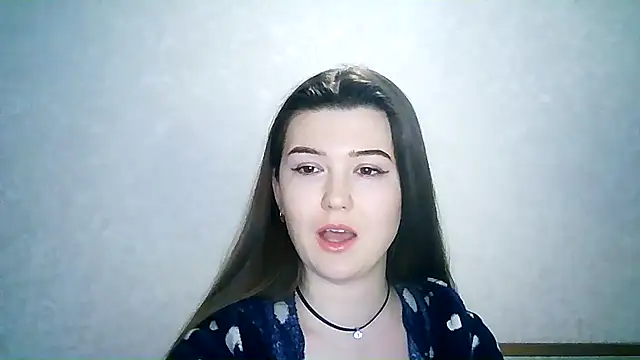 Snapshot of SeductiveTati chatting on 12/15/24, 11:09 SeductiveTati online show from 12/15/24, 11:09