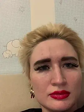 Snapshot of Charlotteeroseee chatting on 02/10/25, 03:53 Charlotteeroseee online show from 02/10/25, 03:53