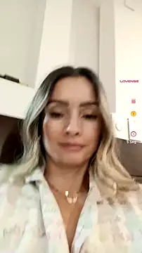 Snapshot of Loly_Horny chatting on 06/26/26, 03:22 Loly Horny online show from 06/26/26, 03:22