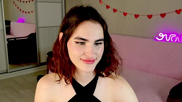 Snapshot of FridaCure chatting on 03/14/25, 10:27 FridaCure online show from 03/14/25, 10:27