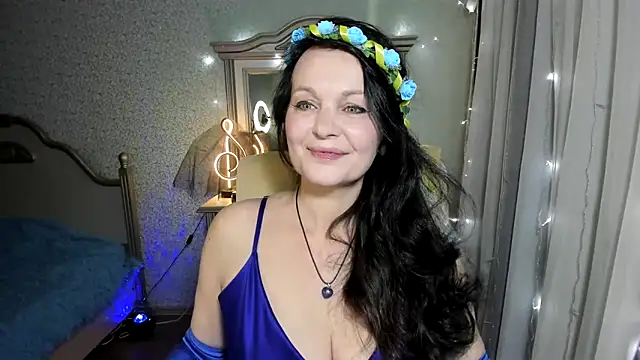 WitchBlueRose online show from 03/08/25, 02:08