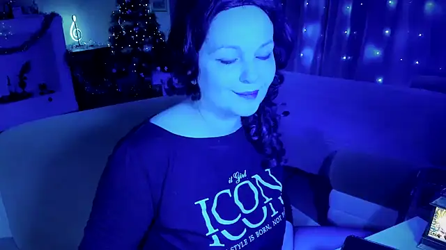 WitchBlueRose online show from 12/22/25, 06:49