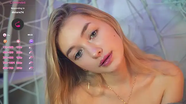 Snapshot of FlairCunard chatting on 12/12/24, 10:20 FlairCunard online show from 12/12/24, 10:20