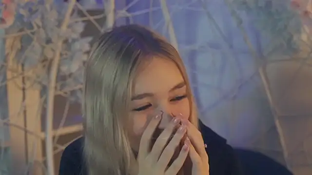 Snapshot of FlairCunard chatting on 01/16/25, 02:41 FlairCunard online show from 01/16/25, 02:41