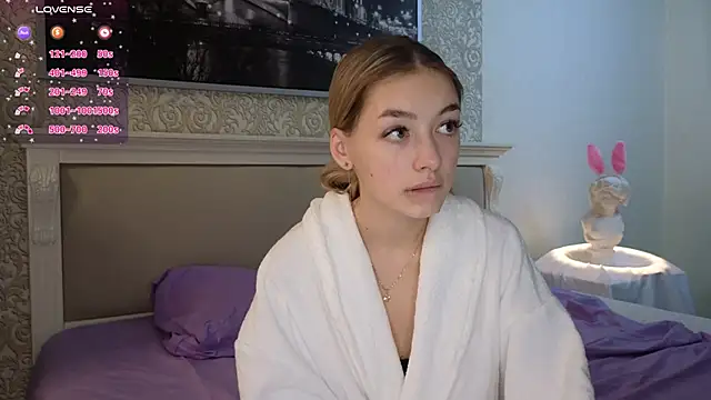 Snapshot of FlairCunard chatting on 02/22/25, 03:47 FlairCunard online show from 02/22/25, 03:47