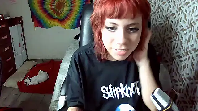 Snapshot of Liv_Alt chatting on 02/02/26, 04:44 Liv Alt online show from 02/02/26, 04:44