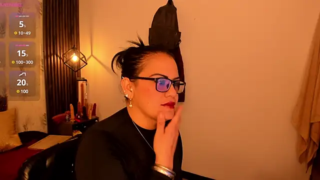 Snapshot of brigittemiller chatting on 02/10/25, 03:42 brigittemiller online show from 02/10/25, 03:42