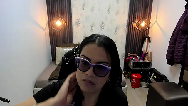 Snapshot of brigittemiller chatting on 03/07/25, 03:18 brigittemiller online show from 03/07/25, 03:18