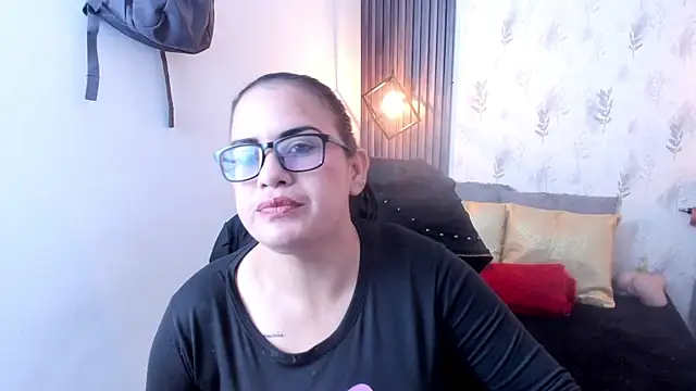 Snapshot of brigittemiller chatting on 10/10/25, 04:06 brigittemiller online show from 10/10/25, 04:06