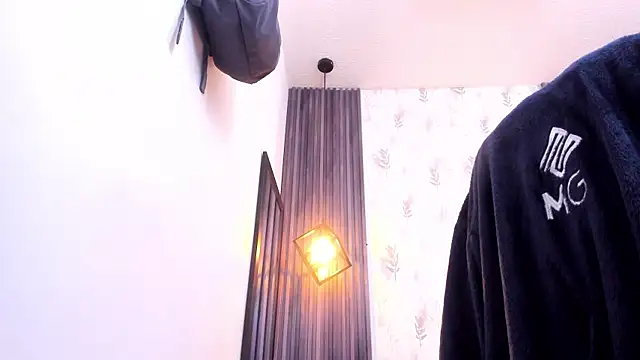 Snapshot of brigittemiller chatting on 11/12/25, 03:34 brigittemiller online show from 11/12/25, 03:34