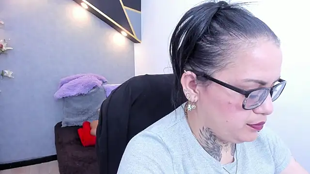 brigittemiller online show from 05/01/26, 01:54