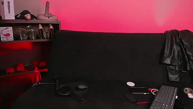 lilith-deveraux online show from 02/20/25, 08:58