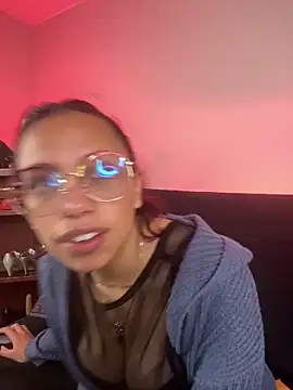 lilith-deveraux online show from 03/01/25, 12:23