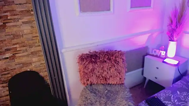 dayanne07 online show from 12/20/24, 07:22