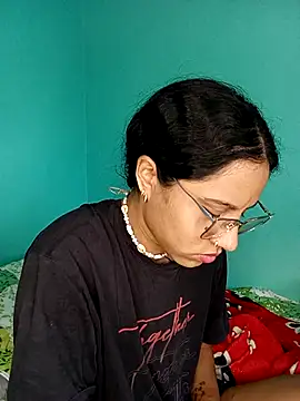 Karii-R online show from 03/06/26, 02:24