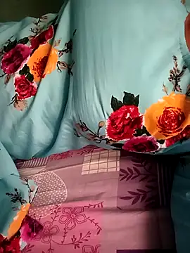 gunjan22 online show from 09/23/25, 09:01