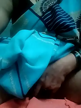 gunjan22 online show from 10/30/25, 11:11