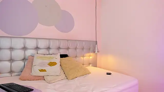 Axel brunette1 online show from 02/11/25, 08:20