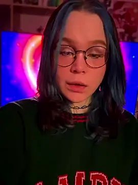 MaddisonHaas online show from 12/08/24, 02:39