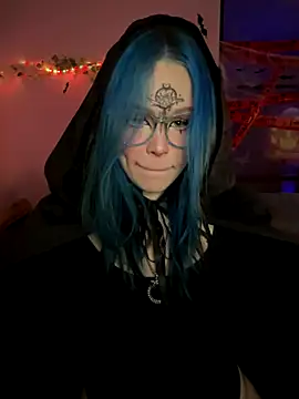 MaddisonHaas online show from 11/02/25, 12:13