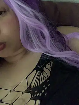 Snapshot of arielopal chatting on 11/09/25, 02:32 arielopal online show from 11/09/25, 02:32