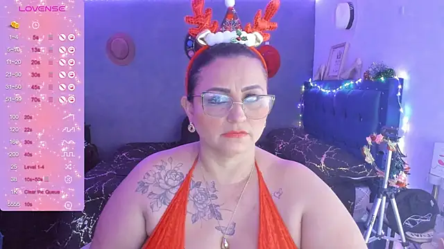 Ivonnee   online show from 12/22/24, 08:27