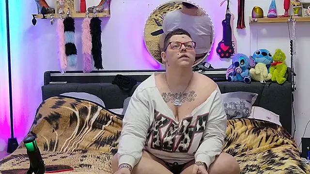 SunshineLexi online show from 11/24/25, 07:19